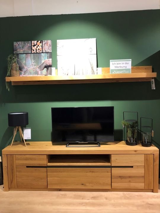 Mediaschrank hoch Horaz eckige Lisene Wildeiche geölt 219 x 62 cm